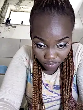 Snapshot of Seductivepreg69 chatting on 12/15/25, 05:13 Seductivepreg69 online show from 12/15/25, 05:13