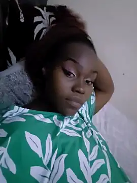 Snapshot of Seductivepreg69 chatting on 12/19/25, 02:30 Seductivepreg69 online show from 12/19/25, 02:30