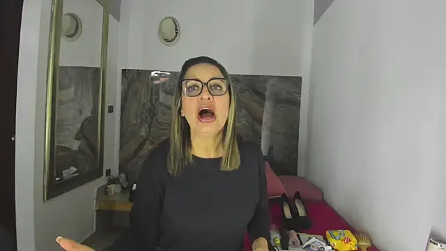 Snapshot of Agatha_Pleasure chatting on 07/12/26, 11:55 Agatha Pleasure online show from 07/12/26, 11:55