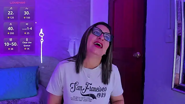 Agatha Pleasure online show from 03/21/26, 11:58