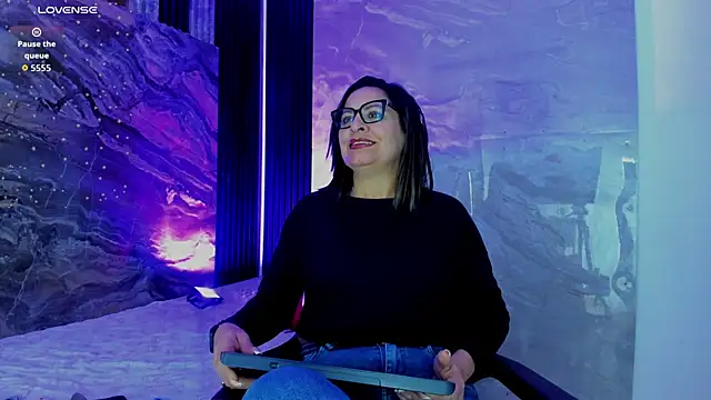 Agatha Pleasure online show from 01/08/26, 11:49