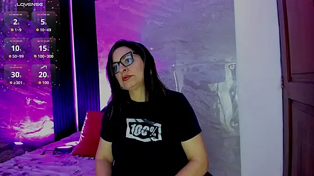 Agatha Pleasure online show from 01/13/26, 11:47