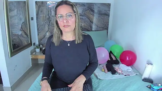 Snapshot of Agatha_Pleasure chatting on 06/12/26, 12:14 Agatha Pleasure online show from 06/12/26, 12:14
