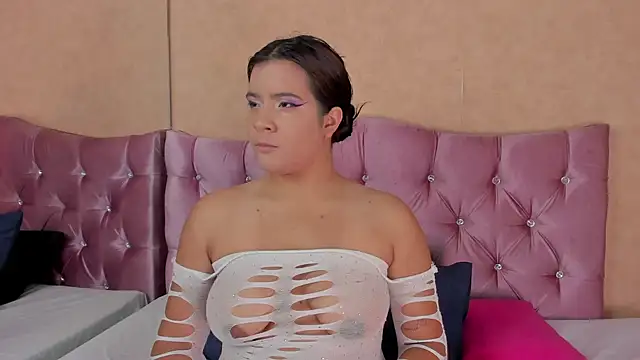 KARINAJTORRES online show from 04/01/26, 10:50