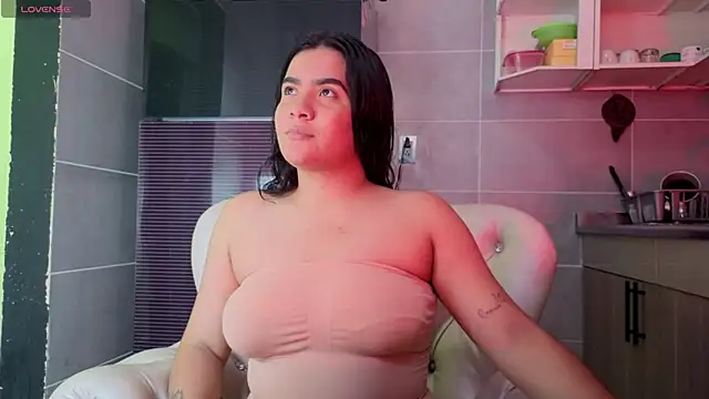 KARINAJTORRES online show from 11/29/25, 09:26