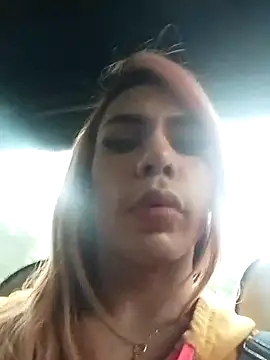 Snapshot of Daliana_Gounbolt chatting on 09/17/25, 11:45 Daliana Gounbolt online show from 09/17/25, 11:45