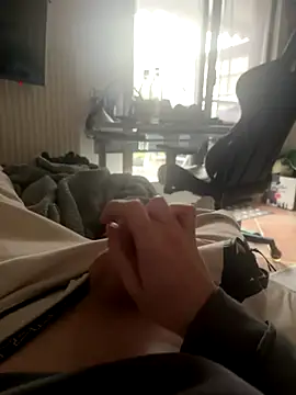 Djibi77 online show from 10/27/25, 11:33