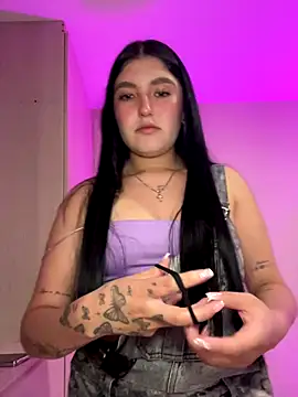 Snapshot of Celestee69 chatting on 01/07/26, 08:03 Celestee69 online show from 01/07/26, 08:03