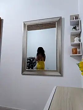 LeilaEbony online show from 09/20/25, 11:48