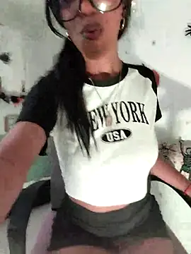 LeilaEbony online show from 10/14/25, 11:55
