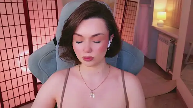 AvaFlower online show from 04/17/26, 02:53