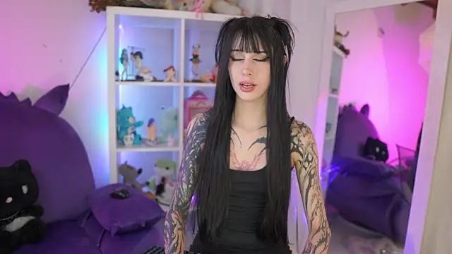 Im Garu online show from 11/05/25, 04:04