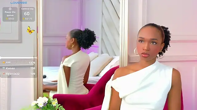 Agatha-Adams online show from 12/19/25, 03:36