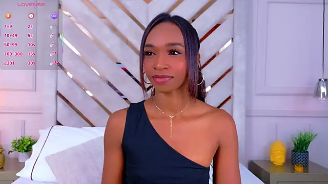 Snapshot of Agatha-Adams chatting on 11/08/25, 03:59 Agatha-Adams online show from 11/08/25, 03:59