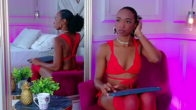 Snapshot of Agatha-Adams chatting on 12/05/25, 02:26 Agatha-Adams online show from 12/05/25, 02:26