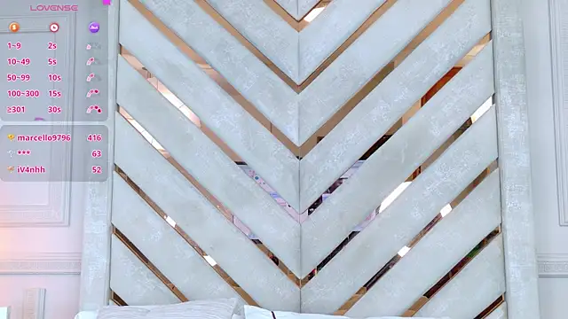 Snapshot of Agatha-Adams chatting on 10/21/25, 03:00 Agatha-Adams online show from 10/21/25, 03:00