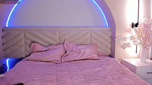 Bella Williiams online show from 05/29/26, 12:11