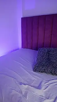 RominaaReyes online show from 11/21/25, 01:48