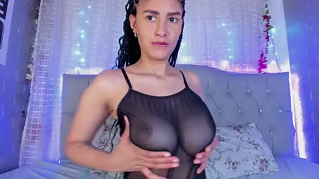 Miss-Tutti online show from 11/26/25, 07:14