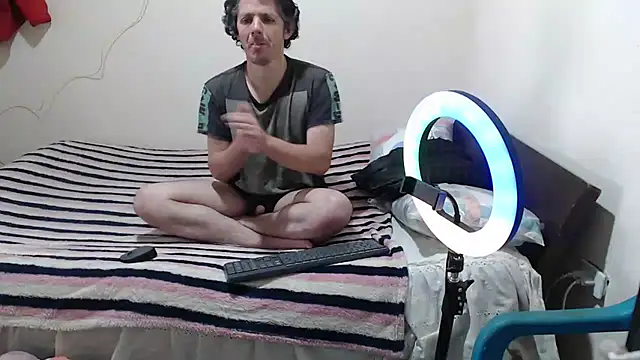 jade noah  online show from 10/02/25, 02:09