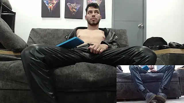 Snapshot of mackdaniels chatting on 10/30/25, 08:28 mackdaniels online show from 10/30/25, 08:28