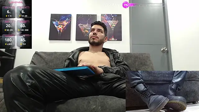 Snapshot of mackdaniels chatting on 11/28/25, 09:37 mackdaniels online show from 11/28/25, 09:37