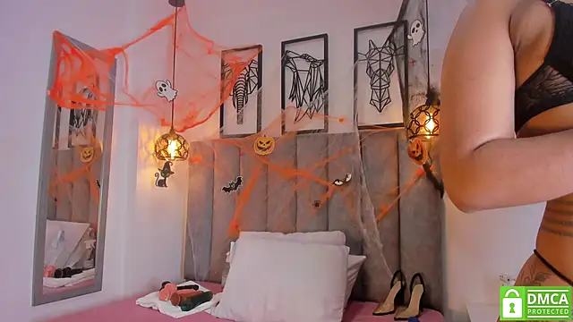 Gia Scott online show from 10/22/25, 09:13