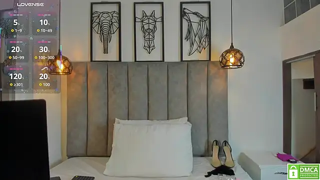 Gia Scott online show from 09/15/25, 03:07