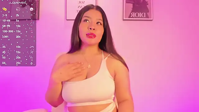 LizzyPonce online show from 11/23/25, 08:46