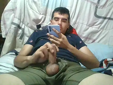 Ortiz3404 online show from 12/23/25, 05:51