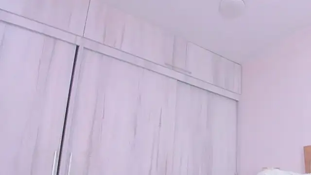 megan rous  online show from 11/20/25, 03:40