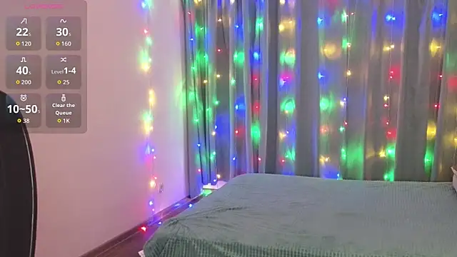 Laura Gol online show from 11/19/25, 09:26