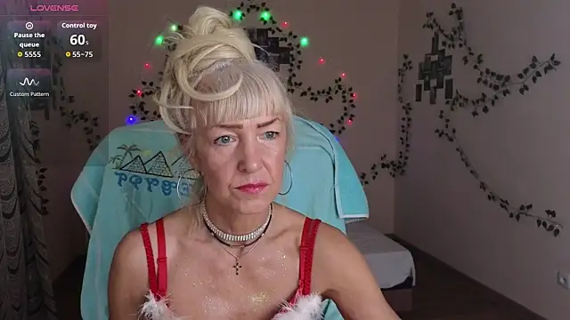 Laura Gol online show from 11/29/25, 01:00