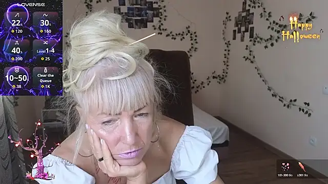 Laura Gol online show from 11/04/25, 05:33