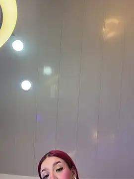 Mia Juicyberry online show from 03/04/26, 12:40