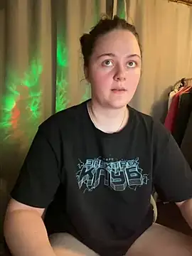 Cuty Kitty online show from 10/31/25, 08:27