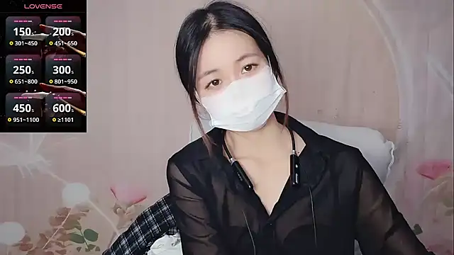 Lele-Baby online show from 12/18/25, 02:05