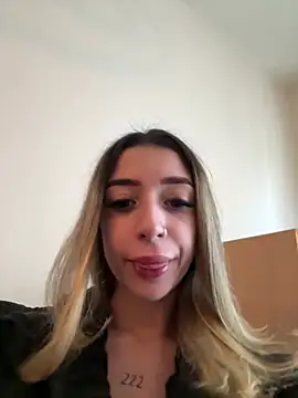 OdetteMason online show from 04/01/26, 05:42