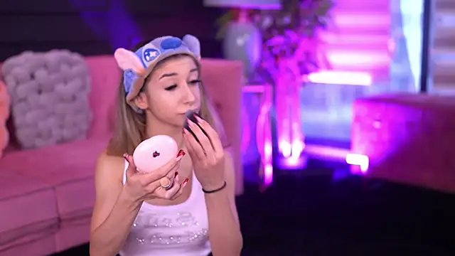 OdetteMason online show from 02/20/26, 06:10