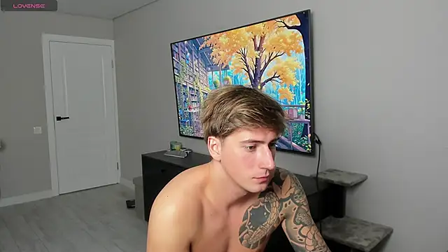 Snapshot of DaniHort chatting on 02/22/26, 07:44 DaniHort online show from 02/22/26, 07:44