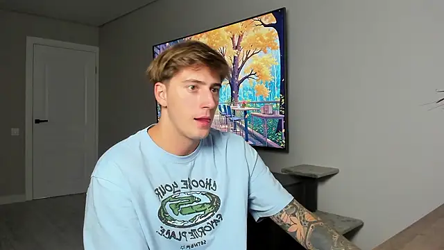 Snapshot of DaniHort chatting on 02/16/26, 12:59 DaniHort online show from 02/16/26, 12:59