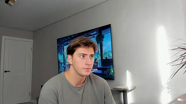 Snapshot of DaniHort chatting on 03/03/26, 08:21 DaniHort online show from 03/03/26, 08:21