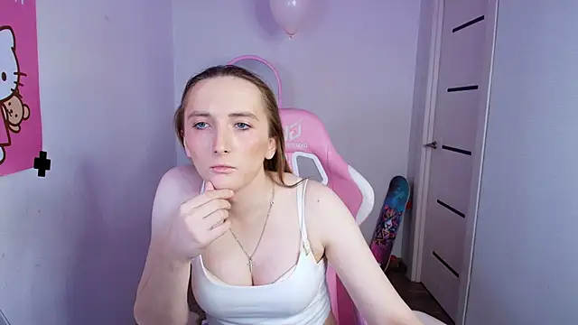 Vi Luxy online show from 02/25/26, 02:01