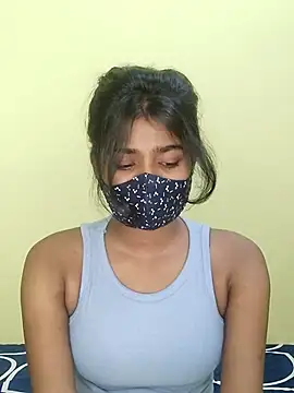 Snapshot of radhika2 chatting on 11/06/25, 08:13 radhika2 online show from 11/06/25, 08:13