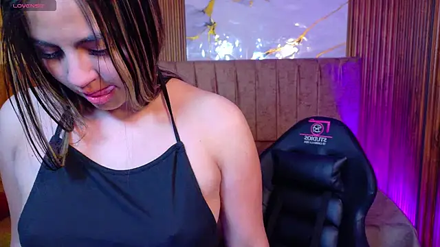 juanita tay online show from 06/10/26, 11:33