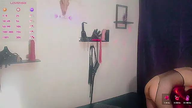 Snapshot of DakariaHills_ chatting on 06/15/26, 03:07 DakariaHills online show from 06/15/26, 03:07