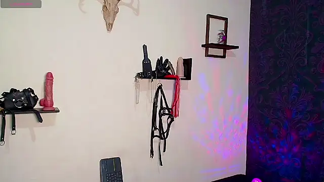 DakariaHills  online show from 03/30/26, 07:10