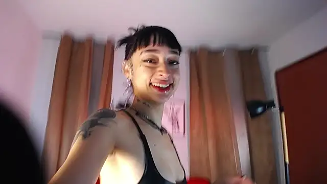 DakariaHills  online show from 10/25/25, 02:50