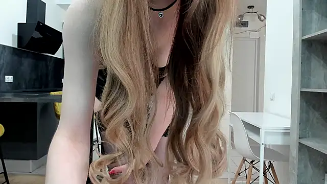 Kitty Player online show from 04/17/26, 09:34