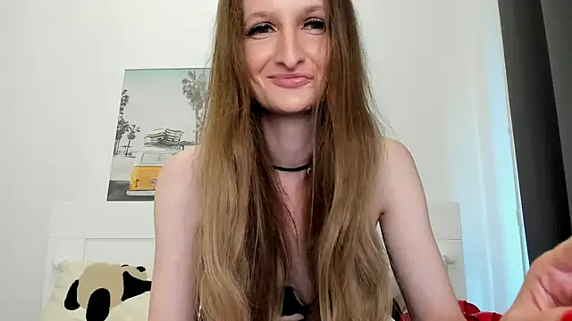 Snapshot of Kitty_Player chatting on 06/12/26, 10:24 Kitty Player online show from 06/12/26, 10:24